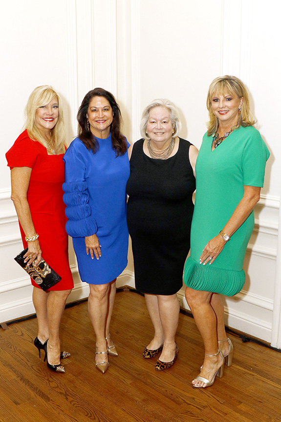 Suzette Derrick, Honorary Chair; Mari Epperson, Luncheon Chair; Sandy Secor, President, KidneyTexas; and Renée Winter, Honorary Chair.