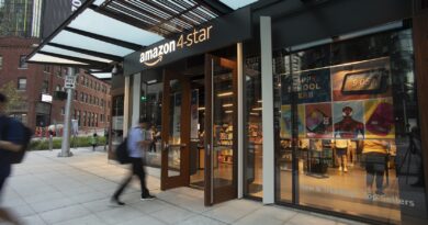 Amazon May Be Planning a Galleria Store