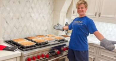Eagle Scout Candidate Bakes Coffee Cakes for a Good Cause